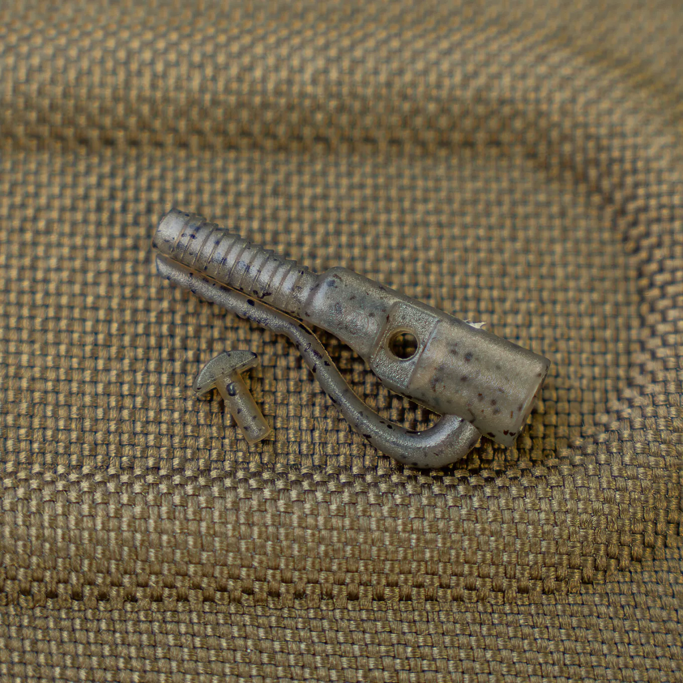 Avid Outline FleckTone Pinned Lead Clips