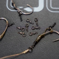 Avid Outline Mirco Ringed Hookbait Swivel #19