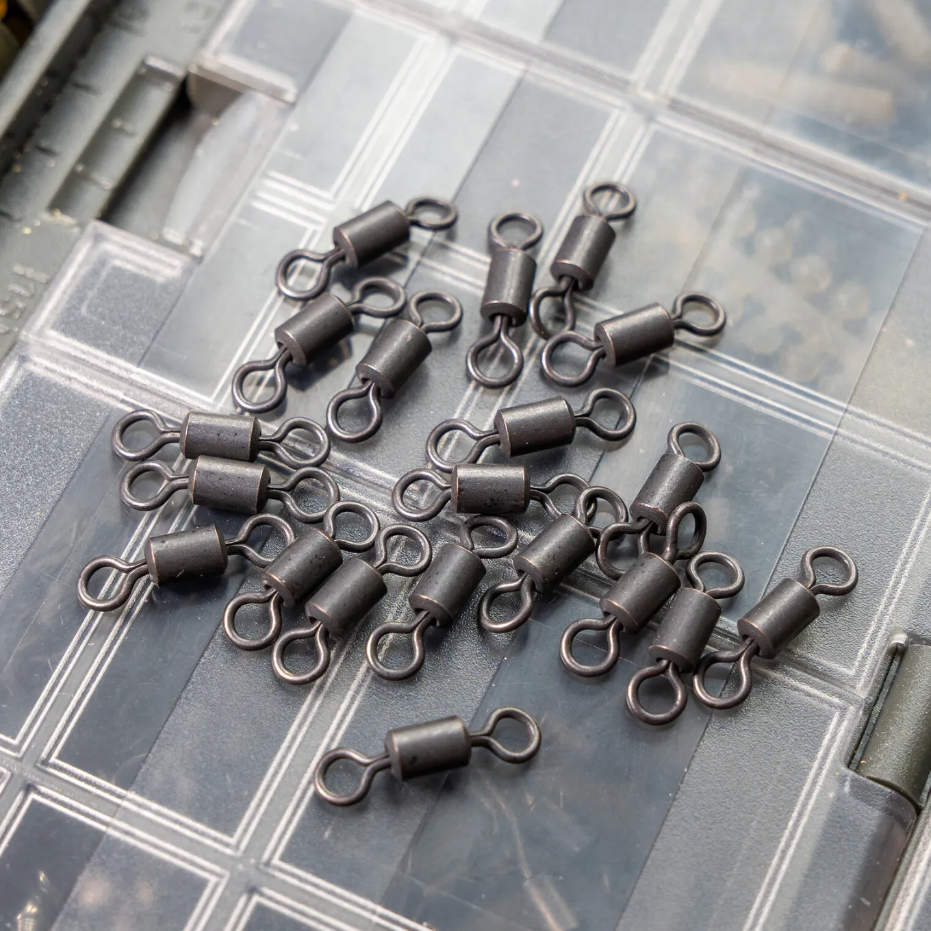 Avid Outline Swivel - Size 7