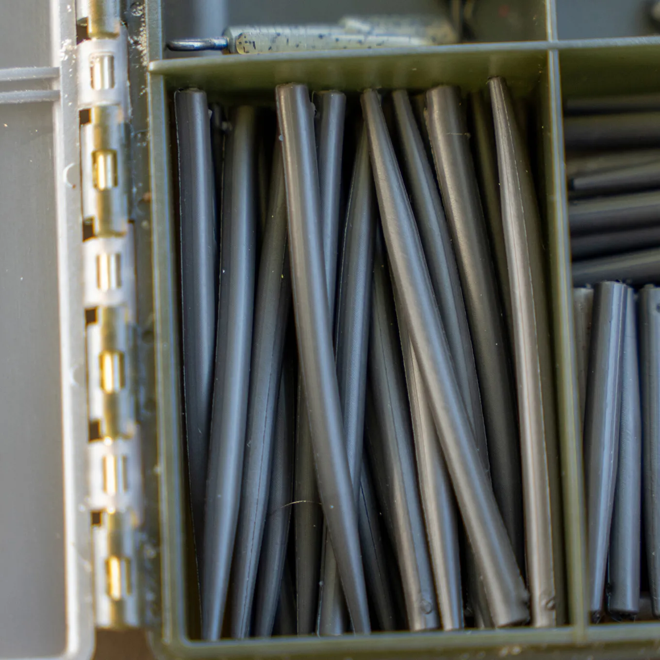 Avid Outline Tungsten Anti-Tangle Sleeve