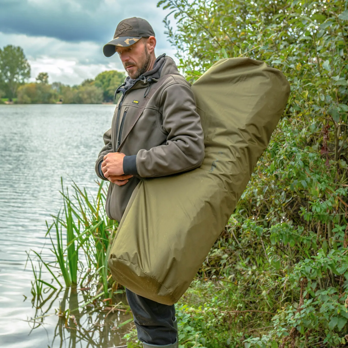 Avid Revolve Carp Cradle
