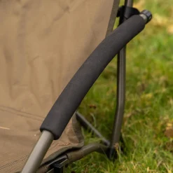 Avid Revolve Low Chair