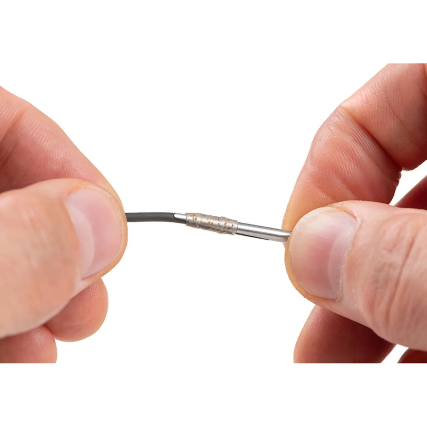 Fox Edges Tubing Threader