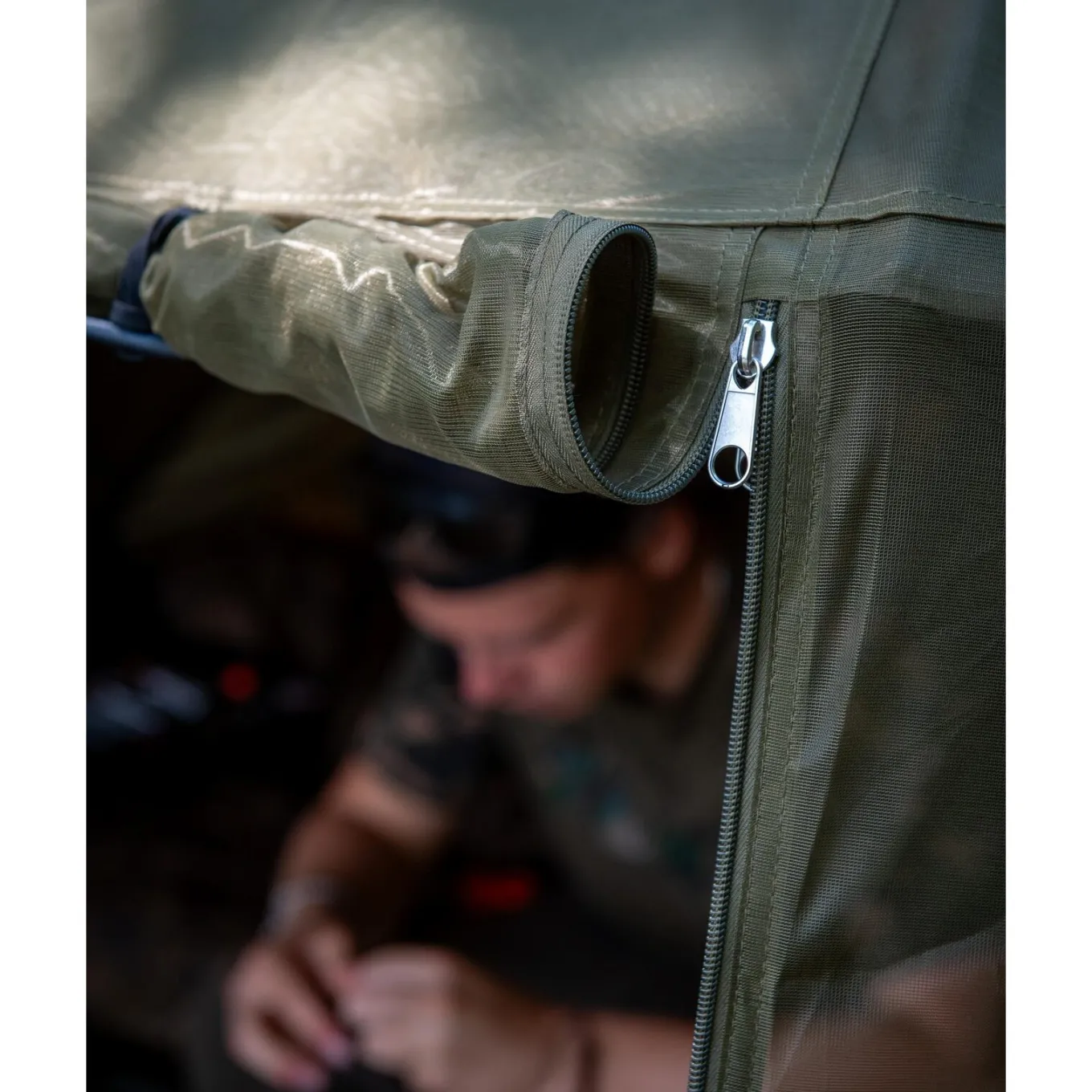 Fox Khaki Mozzy Mesh 60"