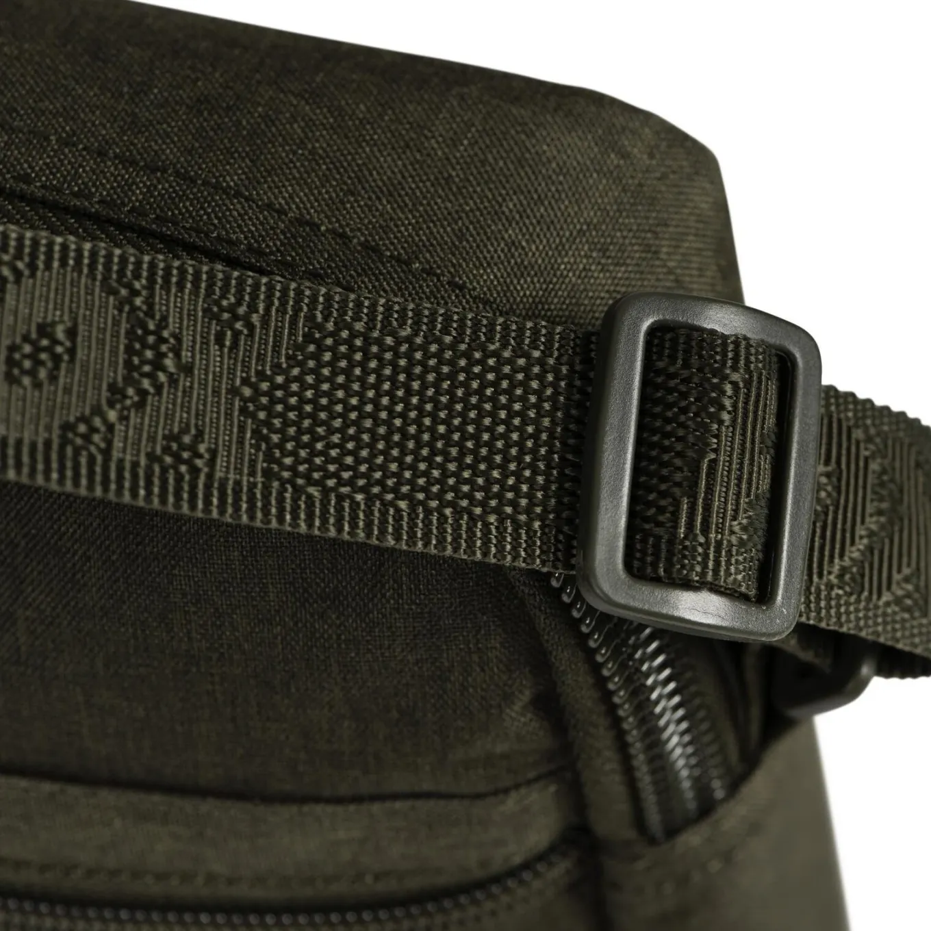 Fox Voyager Shoulder Bag