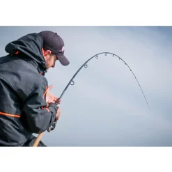 Guru A-Class Distance Feeder 13