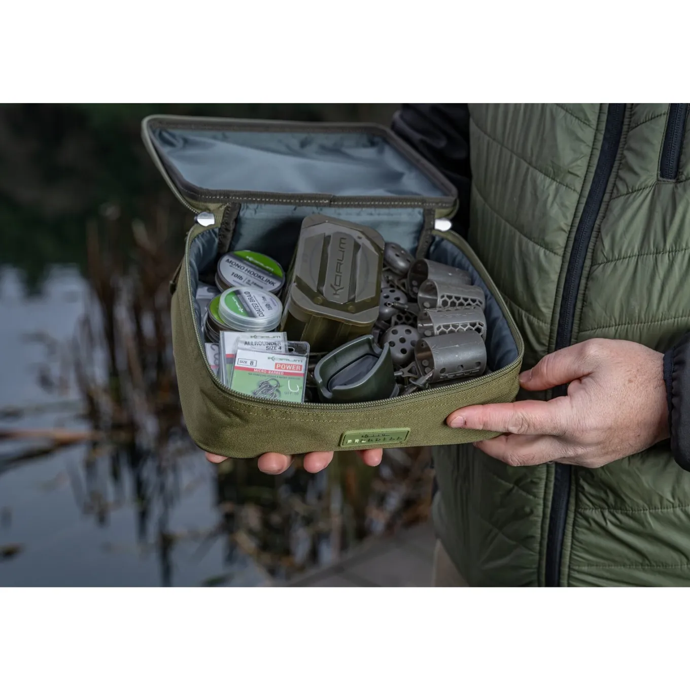 Korum Progress Hardcase Pouch 4ltr.