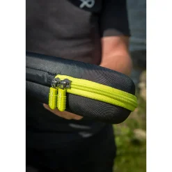 Matrix feeder tip case