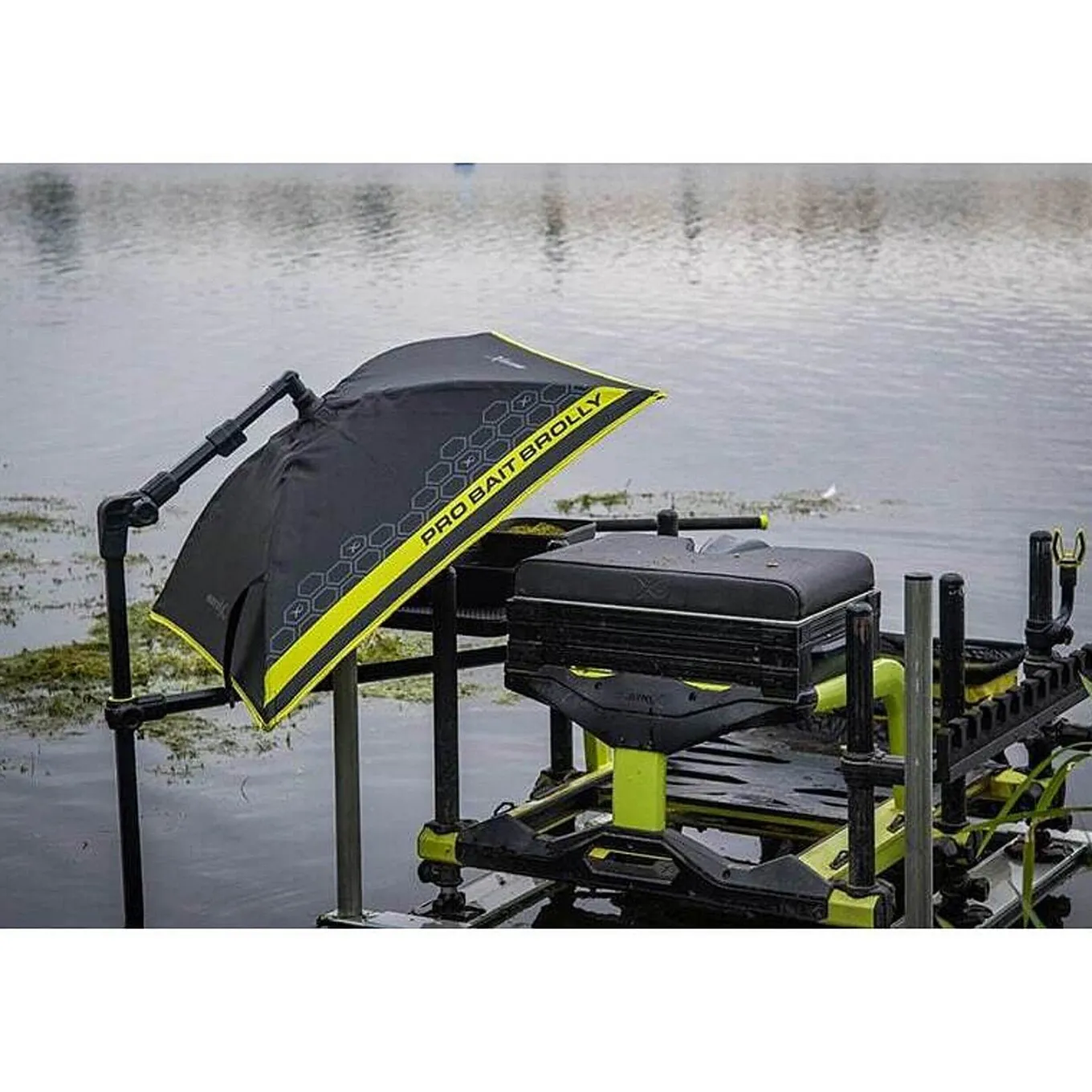 Matrix Pro Bait Brolley
