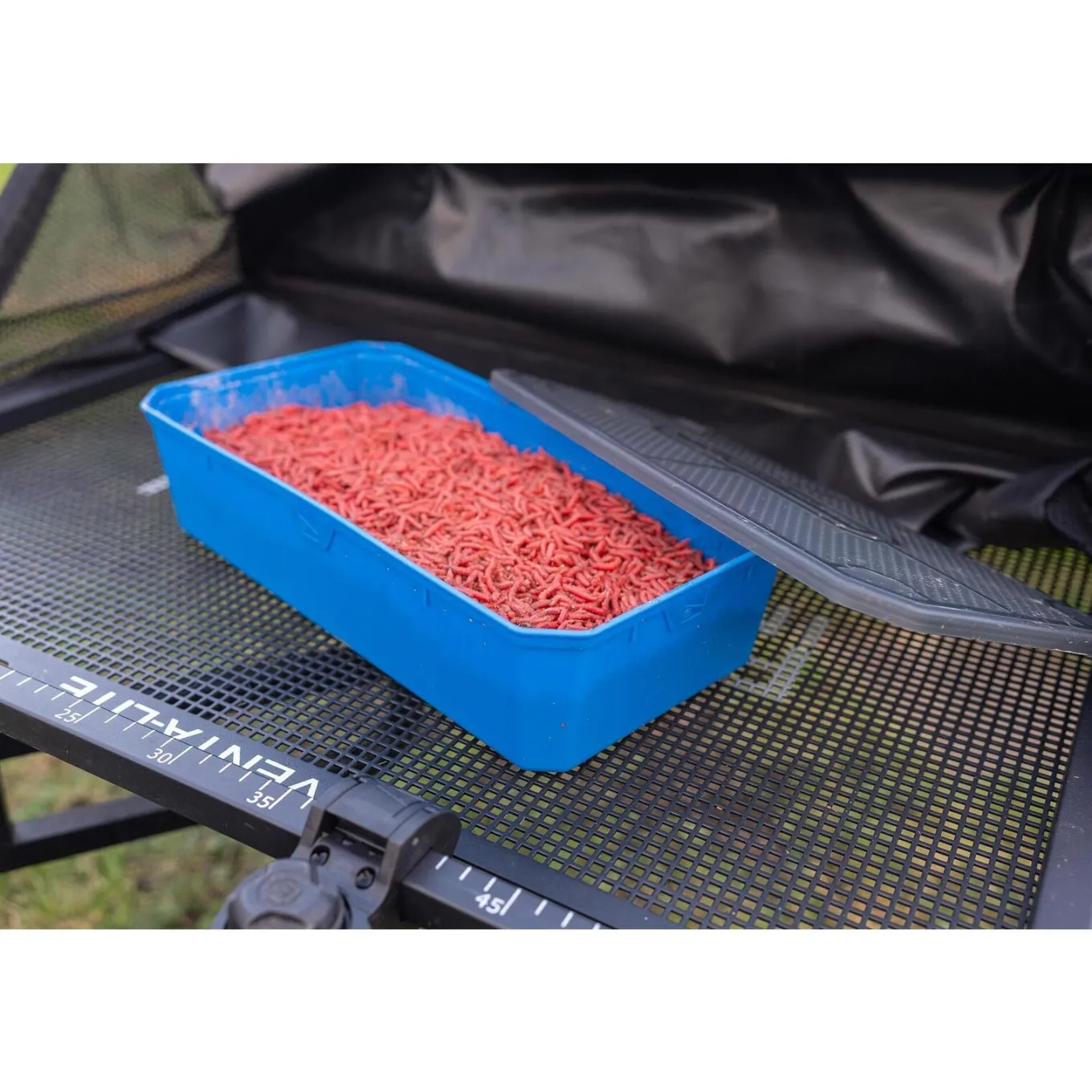 Preston Bait Tub