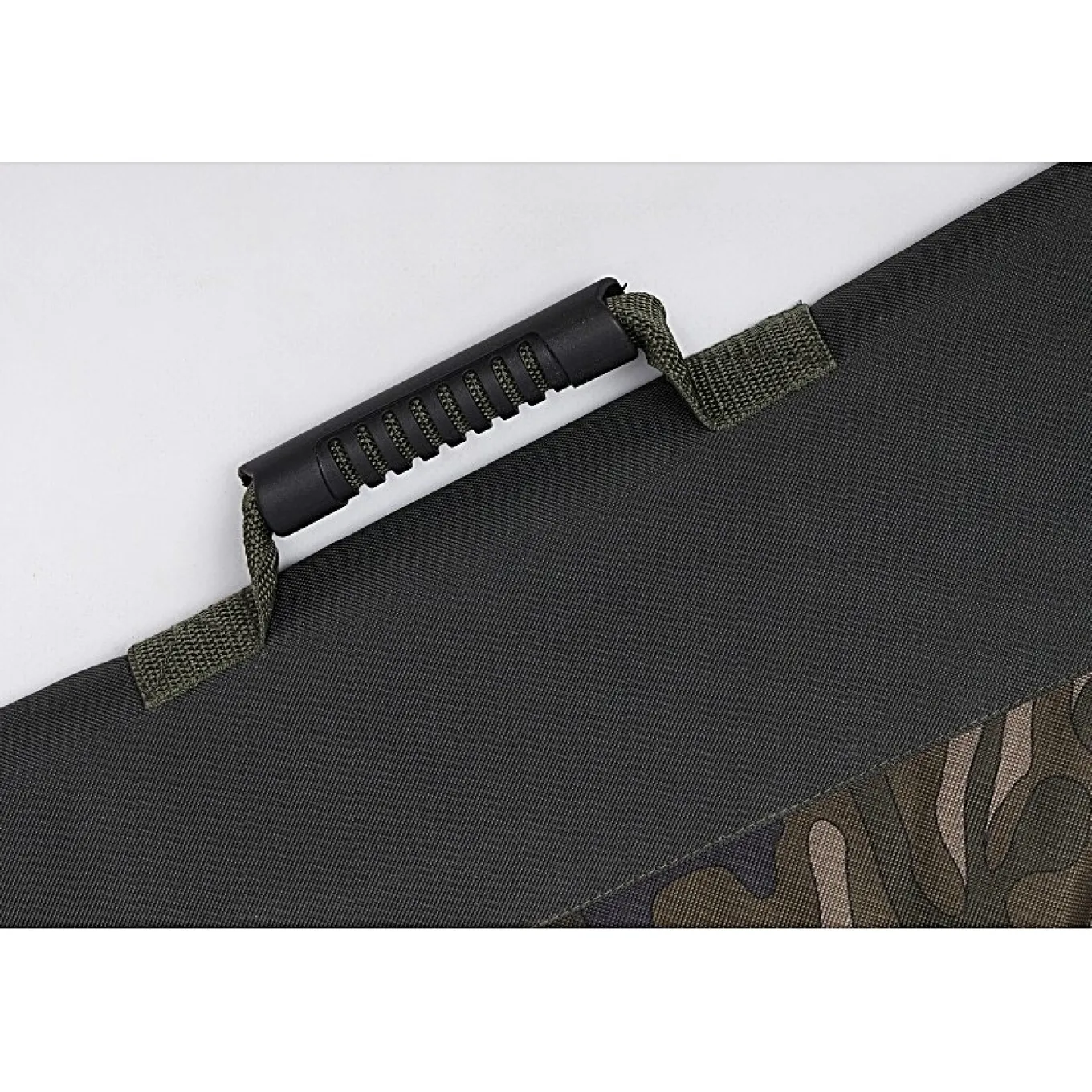 Prologic Avenger Padded Rod Sleeve